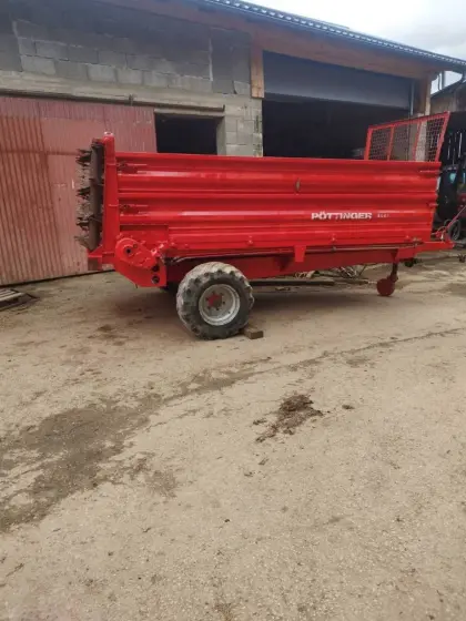 Pöttinger Miststreuer