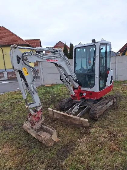 Takeuchi TB225