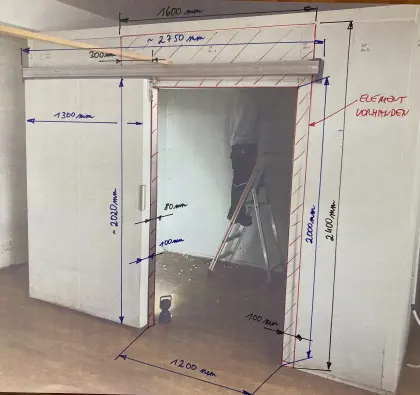 •	Kühlraumtür, Kühlzellentür, Schiebetür, Kühlraumschiebetür