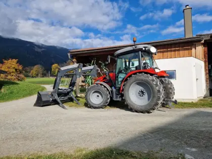 Same Explorer 100 mit Frontlader