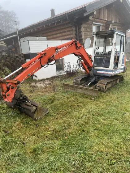 Kubota KH 101