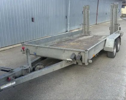 Verkaufe Humbaur Tieflader