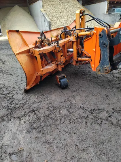 Schilcher Schneepflug