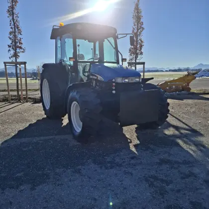 New Holland TN 75d
