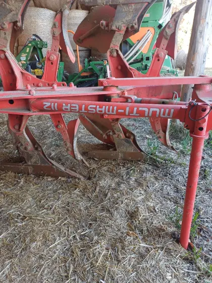 Kuhn Pflug Multi-Master 112