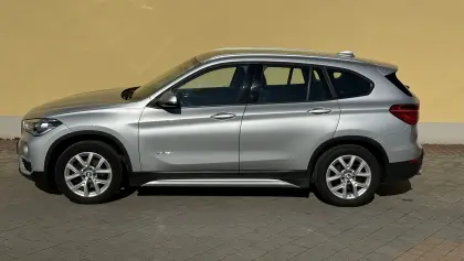 BMW X1 xDrive18d x Line Aut. LED, AHK, NAVI, SUV