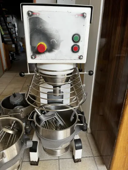 Teigknetmaschine/Rührmaschine