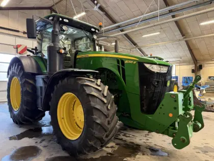 John Deere 8295R Baujahr 2019 stufenlos