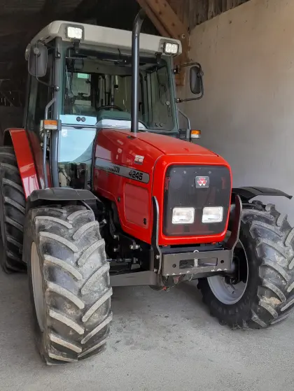 Massey Ferguson 4245