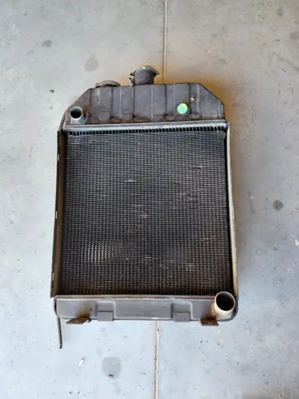 Kühler zu Steyr 8080