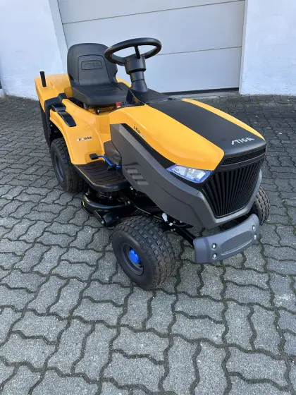 STIGA Akku-Rasenmäher e-Ride C 500 - NEU