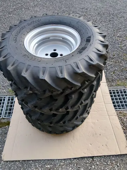 BKT Kompletträder 7.00-12