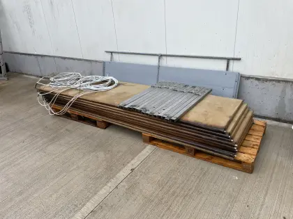 Heizplatten el. Stalleinrichtung