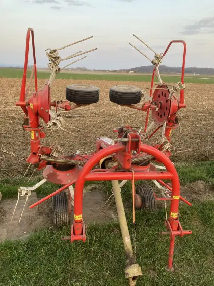 Kreiselheuer Pöttinger Hit40