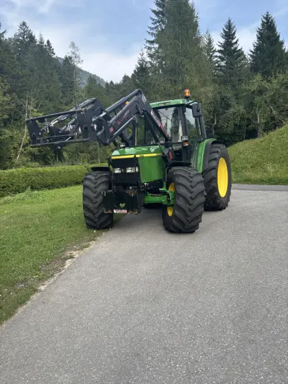 John Deere 6310