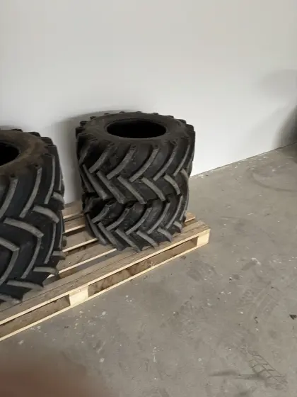 Hofladerreifen, Radlader-Reifen 31x15.5-15