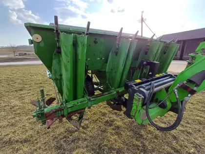 Remprodex 4-reihige Kartoffellegemaschine