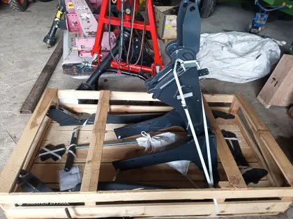 Frontlader Anbaukonsolen,Valtra, Stoll,, Anbauteile,