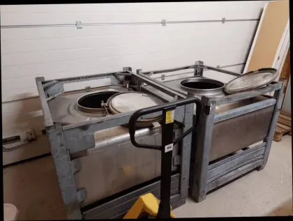 Verkaufe Milchcontainer