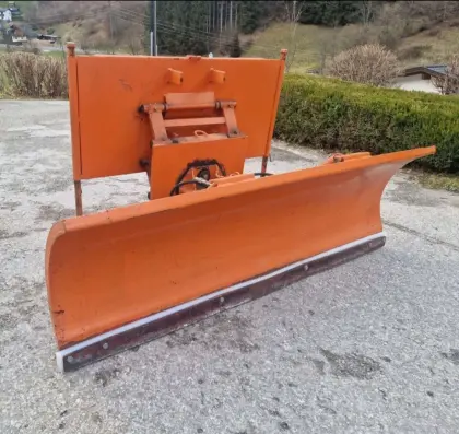 Hoftrac Schneepflug 1,70 m hydr.
