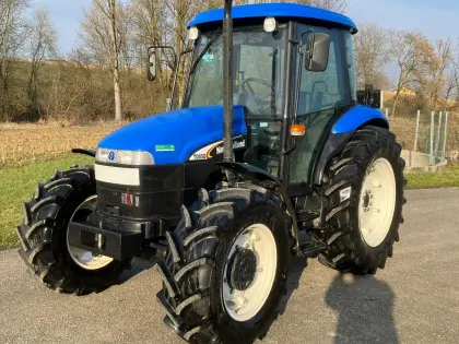 New Holland TD 85 D, nur 741 Bstd.