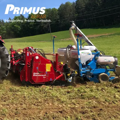 Begrünung und Feldfutter einarbeiten sowie Aussaat in einer Arbeitsgang