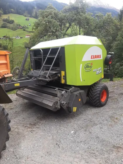 Claas Rollant 354