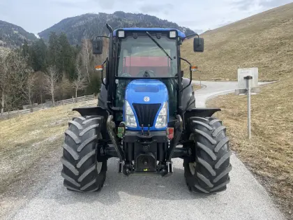 New Holland TN95DA