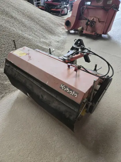 Kehrmaschine Kubota