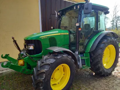 John Deere 5080 R Traktor
