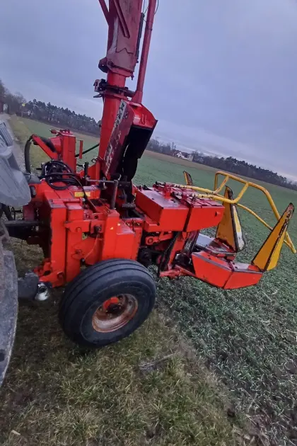 Pöttinger Mex Profi K (Pick-up und 2-reihiger Maisvorsatz)