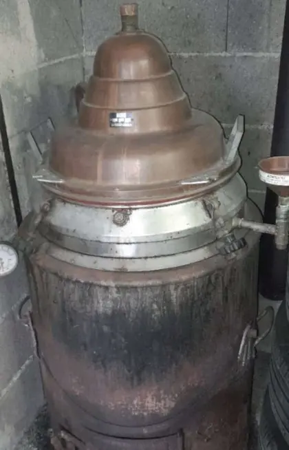 Jessur Schnapsbrennanlage