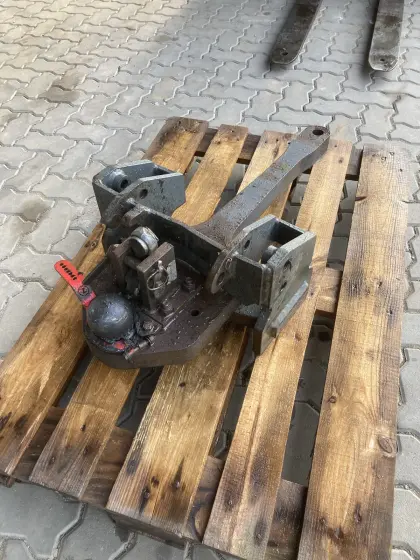 Kugelkopf- Kupplung Fendt 818