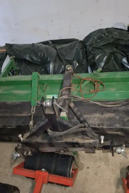 Kehrmaschine Düsseldorf 3-Punkt Anbau