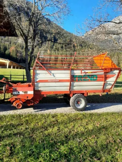 Pöttinger Ladewagen Trend 1