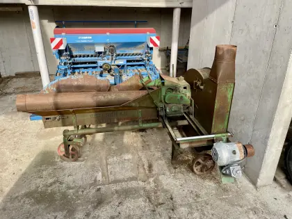 Standhäcksler, Esterer