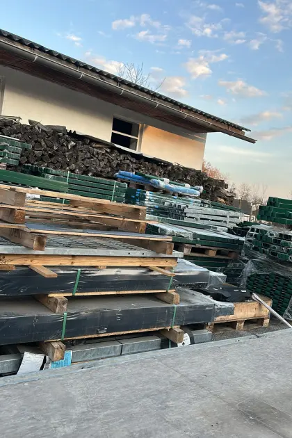 Verschiedene Arten von Zäunen,Säulen