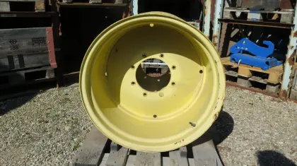 Suche Felgen zu John Deere 15x28