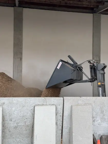 Stift Hochkippschaufel STG 1,6