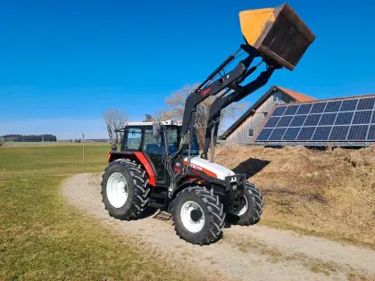 Steyr M975a Fronthydraulik und Frontzapfwelle