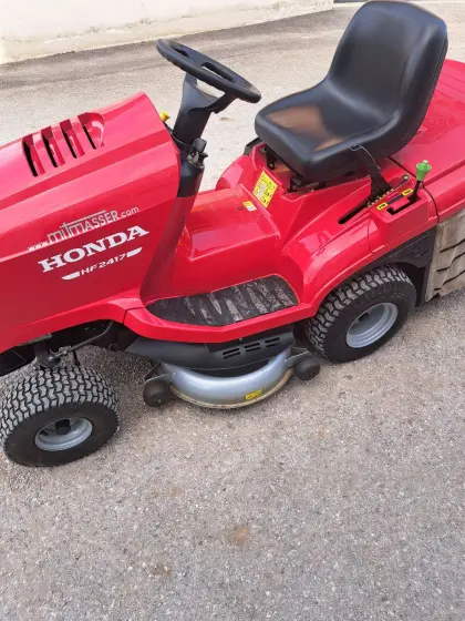 Honda Rasentraktor HF2417K4 HME