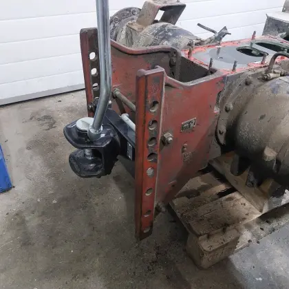 Steyr 8070 Anhängeschlitten