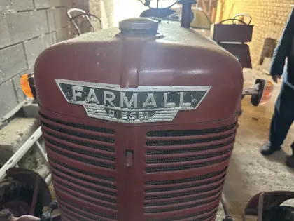 Wunderschöner Anhänger mit 2 Sitzreihen „Steyrwagerl“