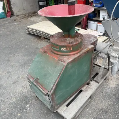 Voran Getreidemühle