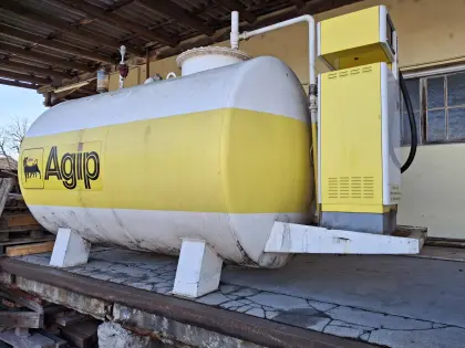 Tankanlage mit Zapfsäule