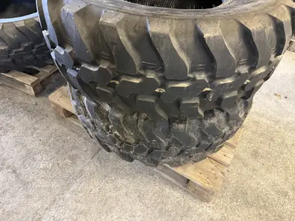 Reifen Dunlop SP T 9 405/70 R 20 Liebherr Stereo