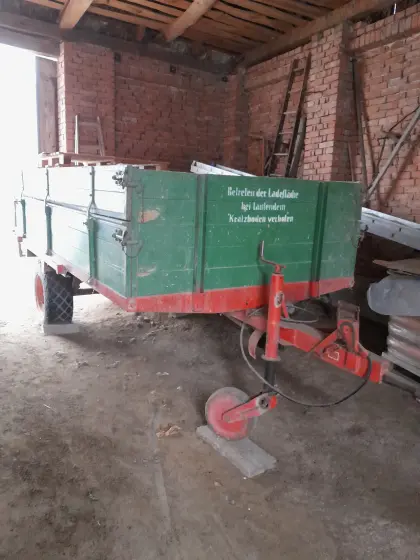 Ehemaliger Miststreuer