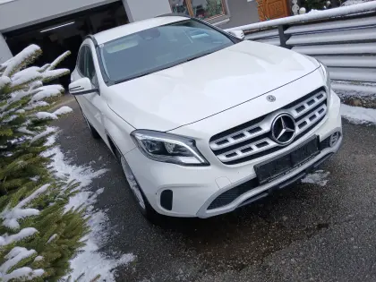 Mercedes GLA 180