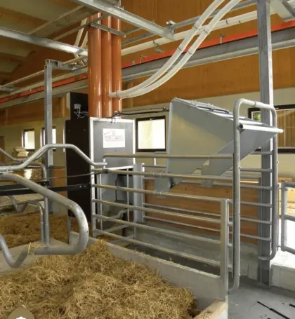 2 Hetwin Kraftfutterstationen