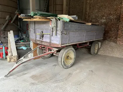 Anhänger mit Fallbremse